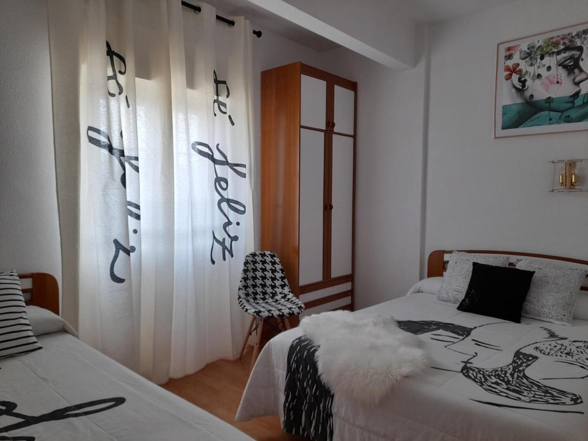 גלנדה Hostal "Los Chanos El Ruso" מראה חיצוני תמונה