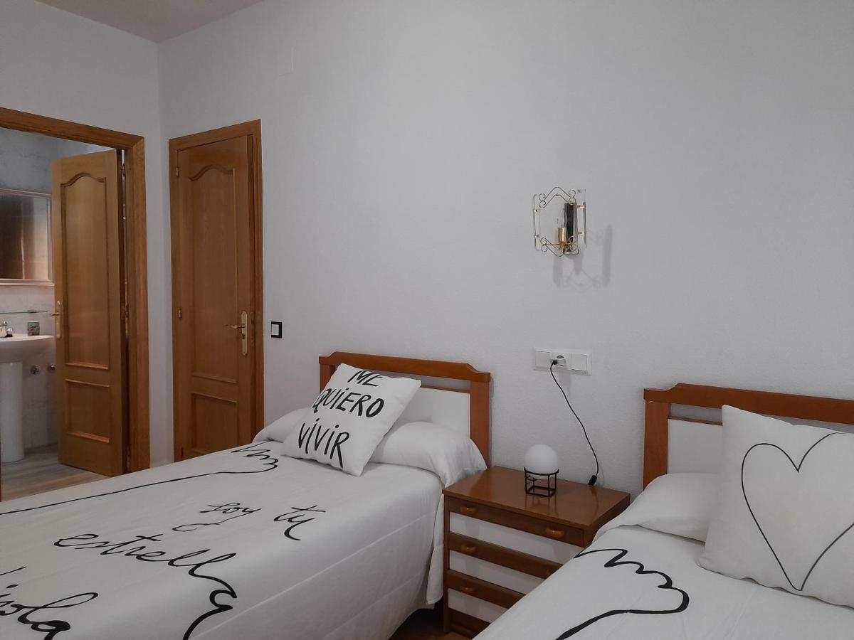 גלנדה Hostal "Los Chanos El Ruso" מראה חיצוני תמונה