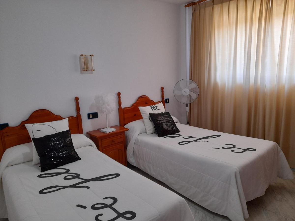 גלנדה Hostal "Los Chanos El Ruso" מראה חיצוני תמונה
