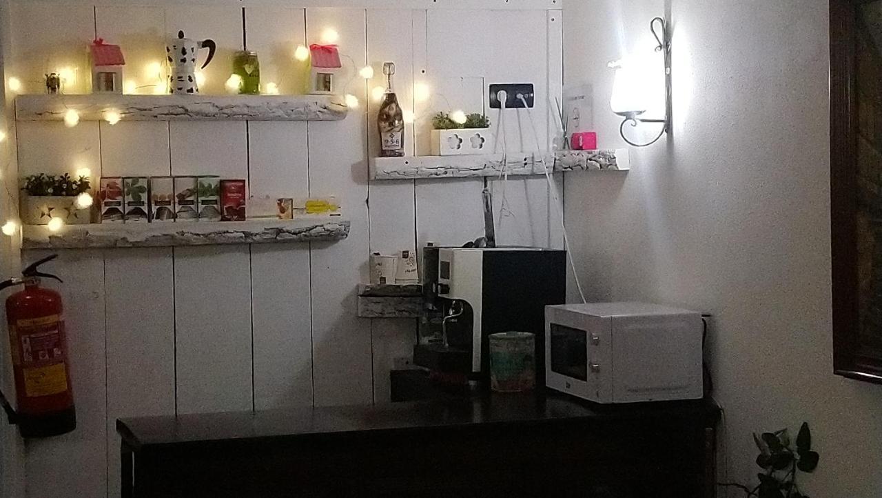 גלנדה Hostal "Los Chanos El Ruso" מראה חיצוני תמונה