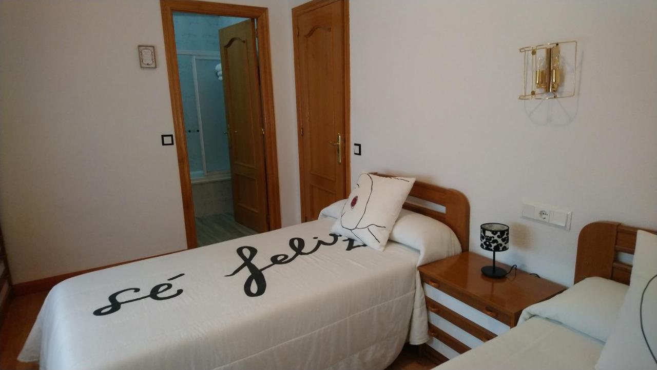 גלנדה Hostal "Los Chanos El Ruso" מראה חיצוני תמונה