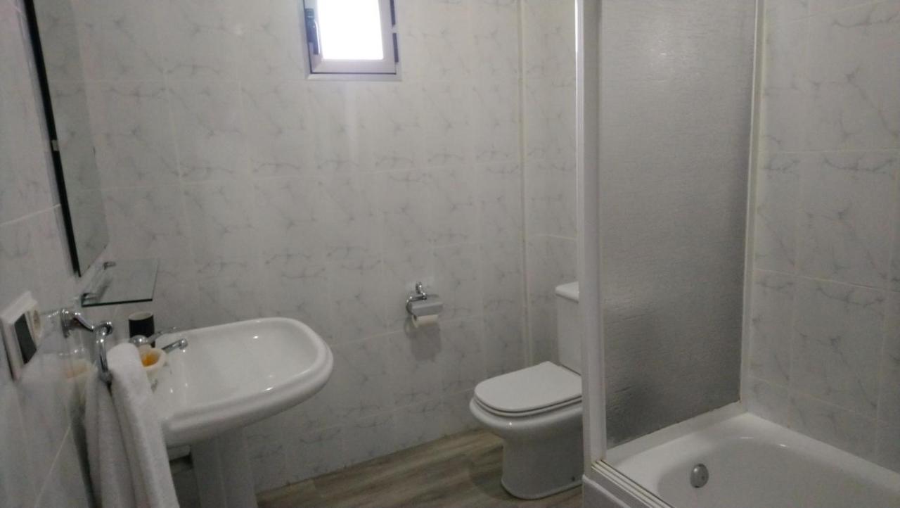 גלנדה Hostal "Los Chanos El Ruso" מראה חיצוני תמונה